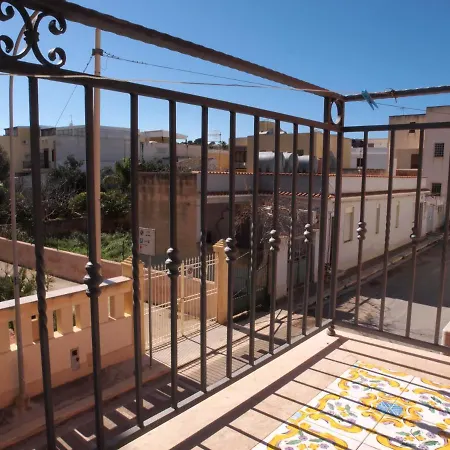 بيت ضيافة Locanda Rooms 4*